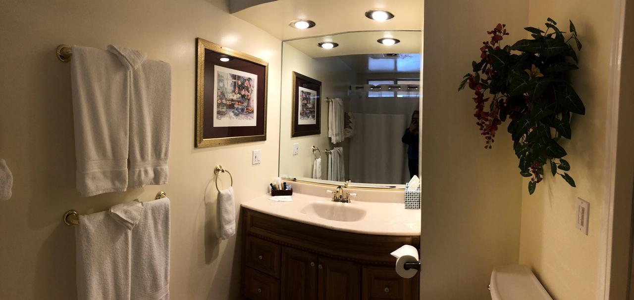 Giant Oaks Lodge Running Springs エクステリア 写真