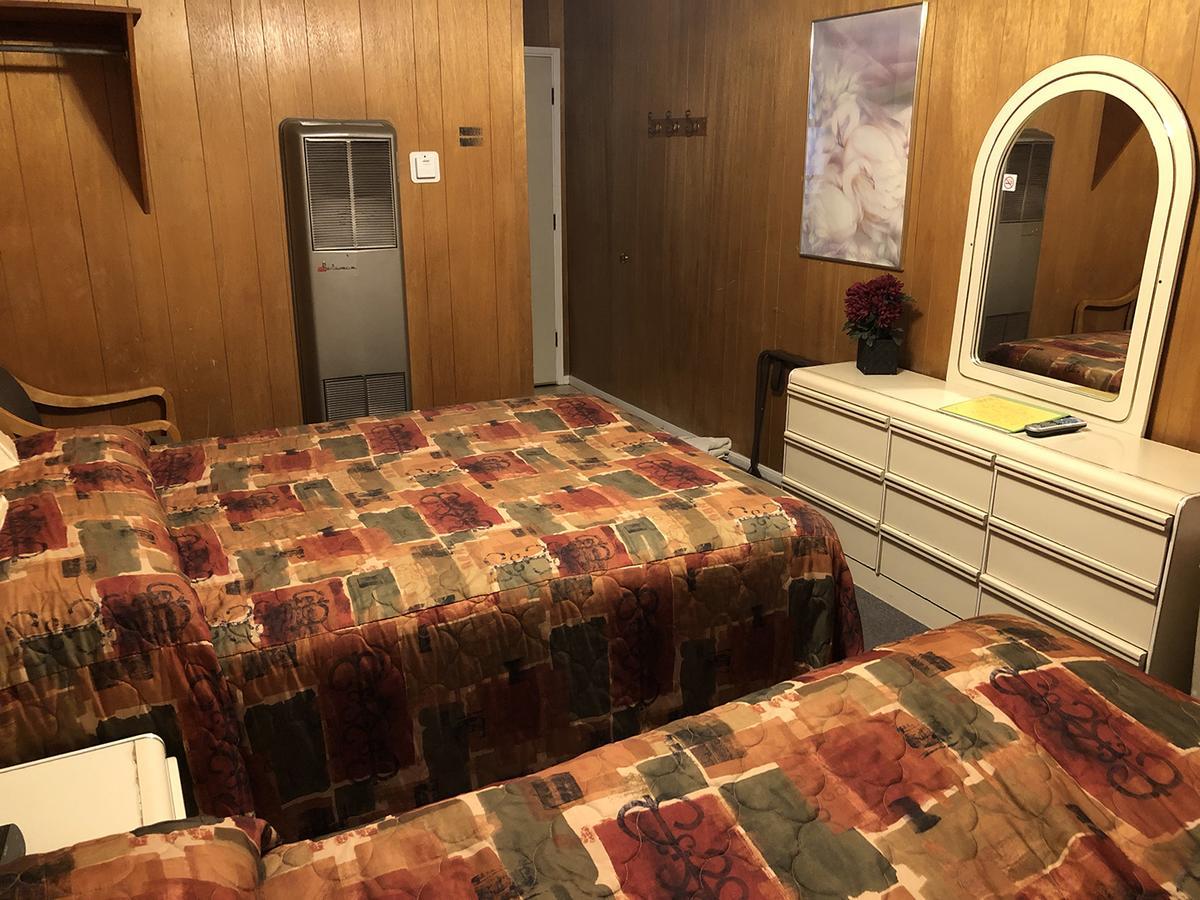 Giant Oaks Lodge Running Springs エクステリア 写真